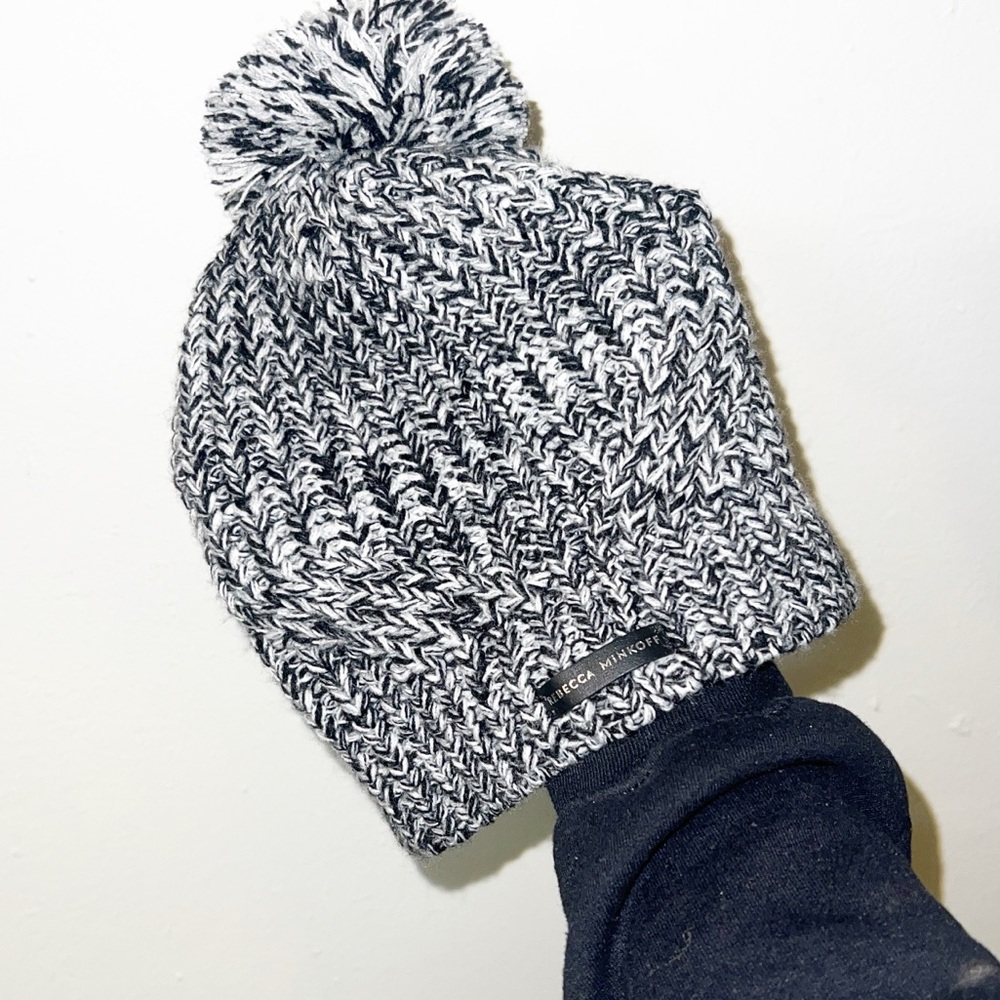 Rebecca minkoff black and white knit pom pom women’s acrylic beanie - Picture 1 of 7